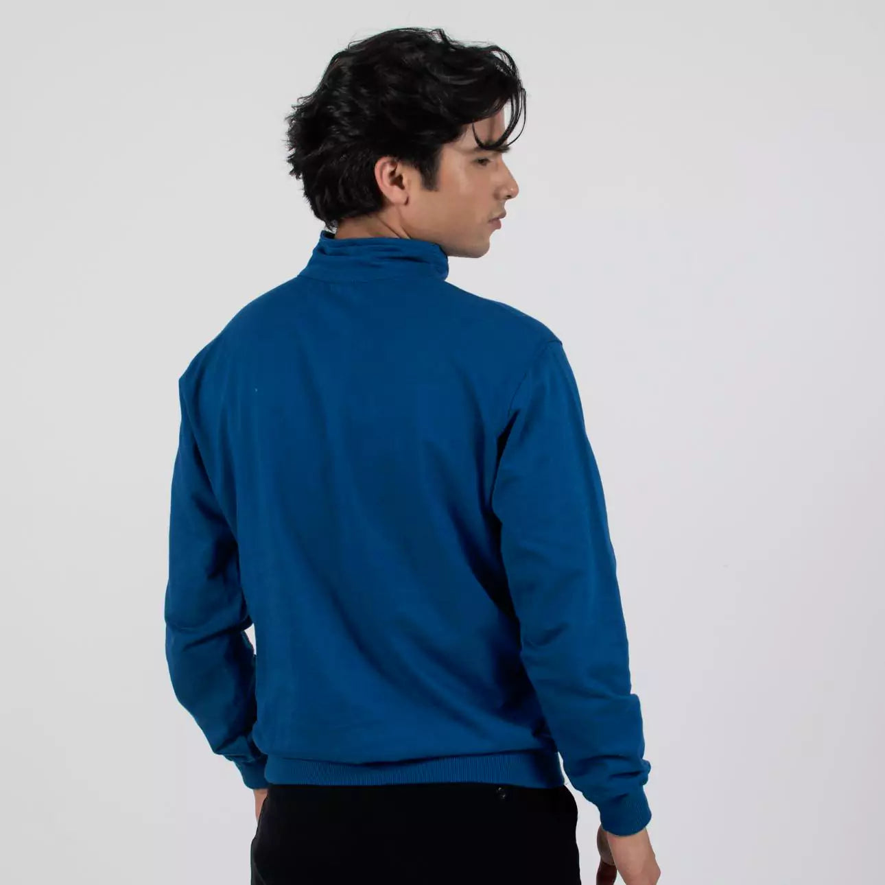 Men’s Summer/ Autumn full sleeve quarter zip t-shirt .